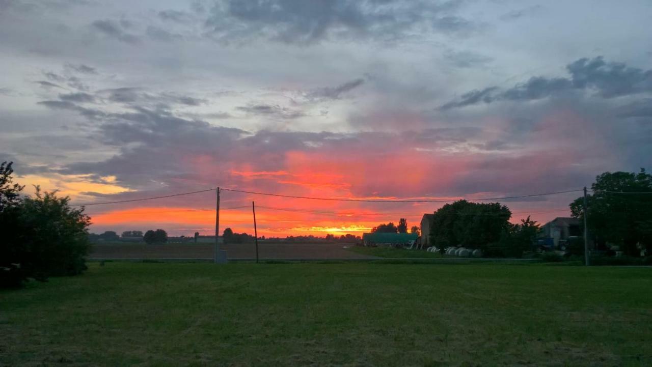 Agriturismo Cipolli E Podo Corte Carlini Мантуя Экстерьер фото